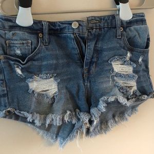 Mossimo distressed shorts